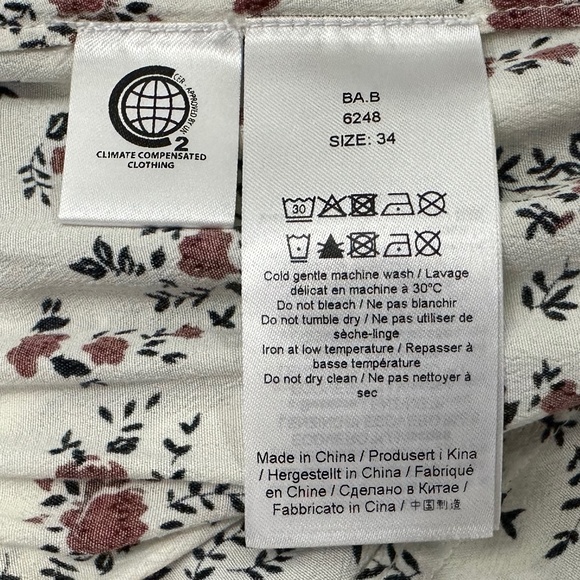 GANNI Floral-Print Crepe De Chine Straight-Leg Pants - Picture 14 of 15